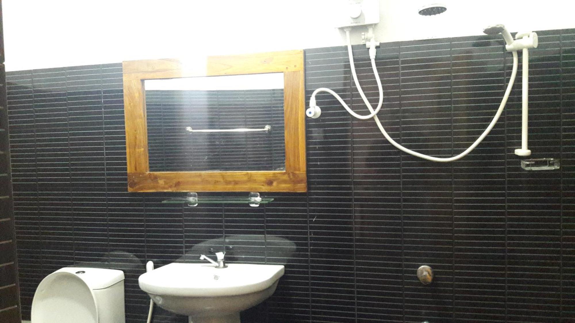 Bed and breakfast Share Safari House Uda Walawe Extérieur photo