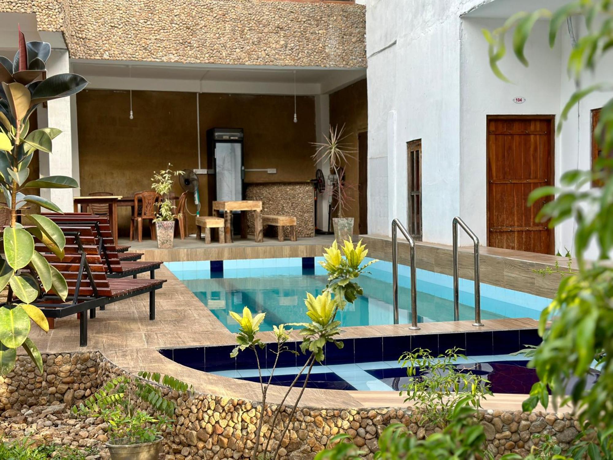Bed and breakfast Share Safari House Uda Walawe Extérieur photo