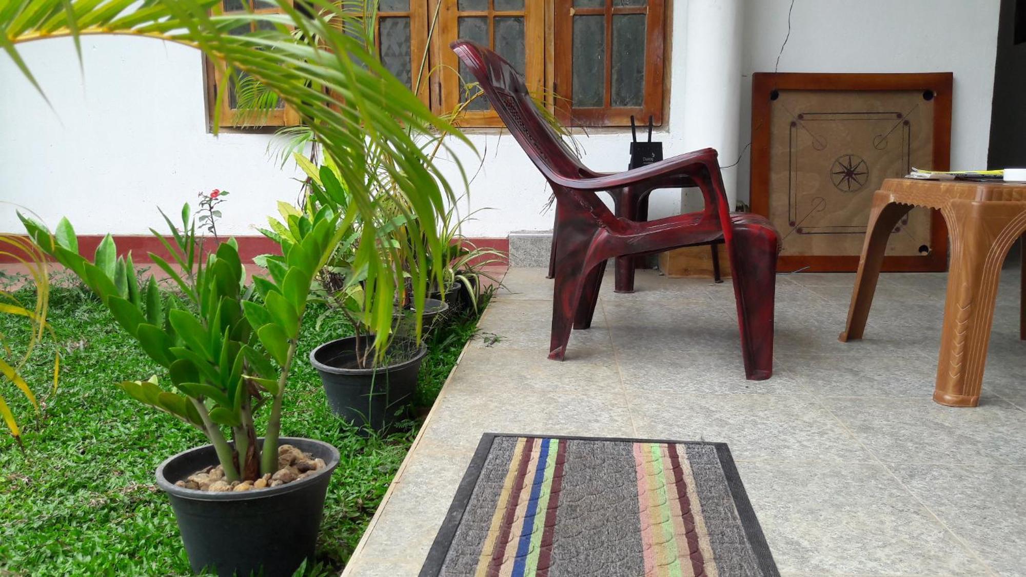 Bed and breakfast Share Safari House Uda Walawe Extérieur photo