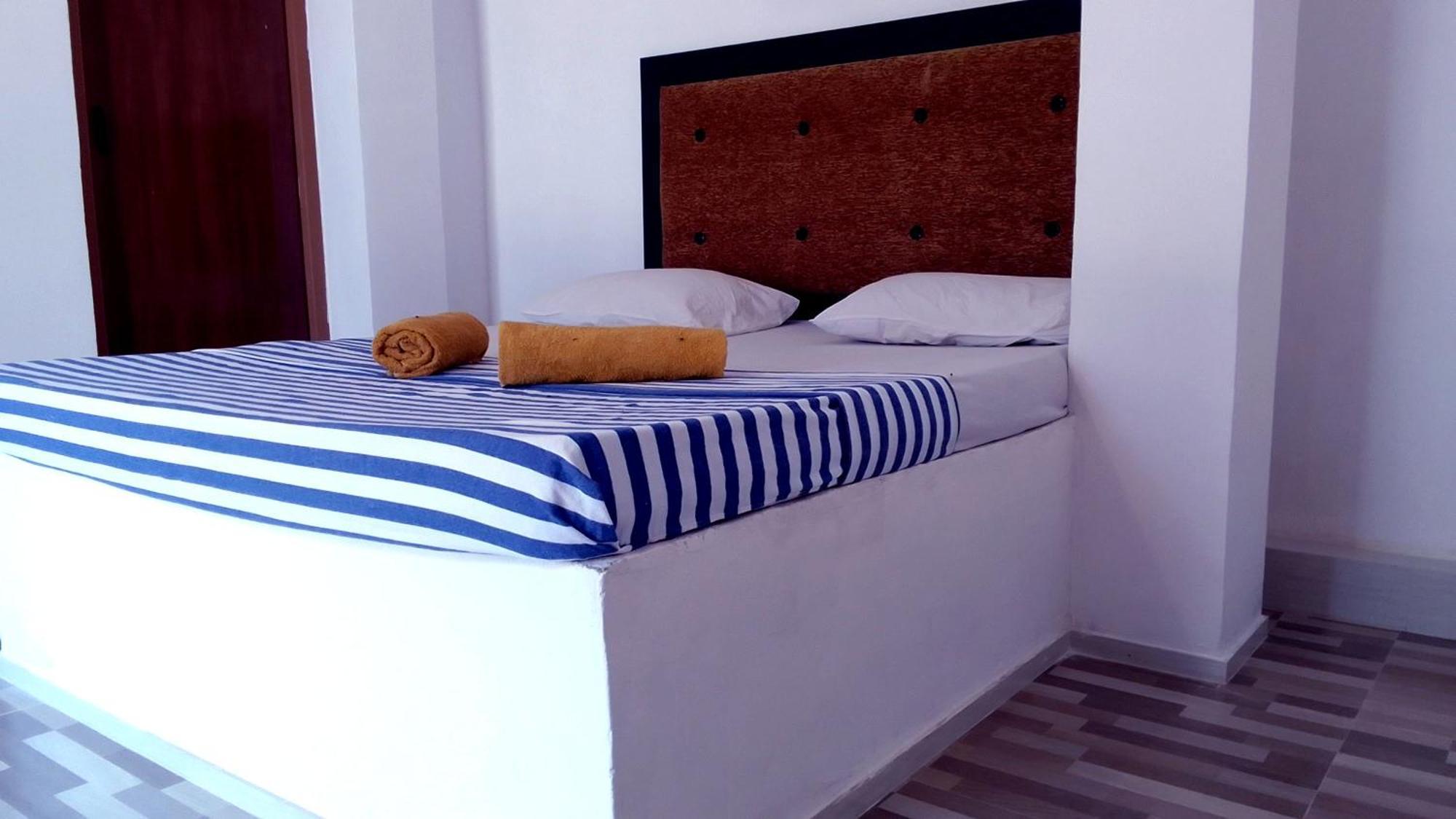 Bed and breakfast Share Safari House Uda Walawe Extérieur photo
